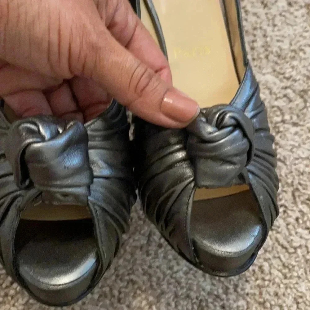 CHRISTIAN LOUBOUTIN HEELS - Picture 7 of 10